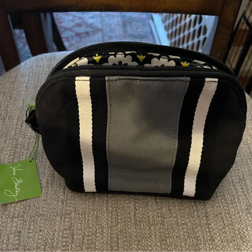 Vera Bradley NWT cosmetics bag in colorblock cosmetic fanfare